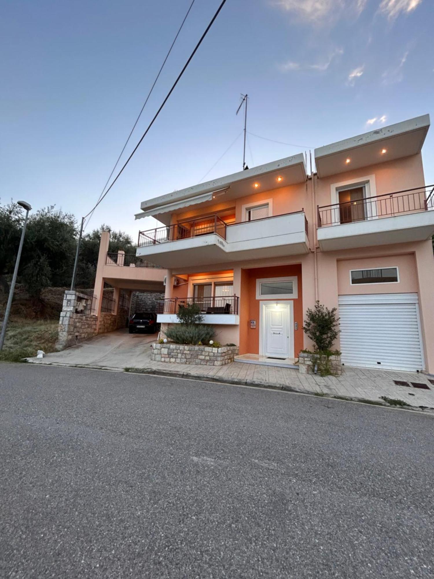 Feel At Home - Kalamata - Near The Center Екстер'єр фото