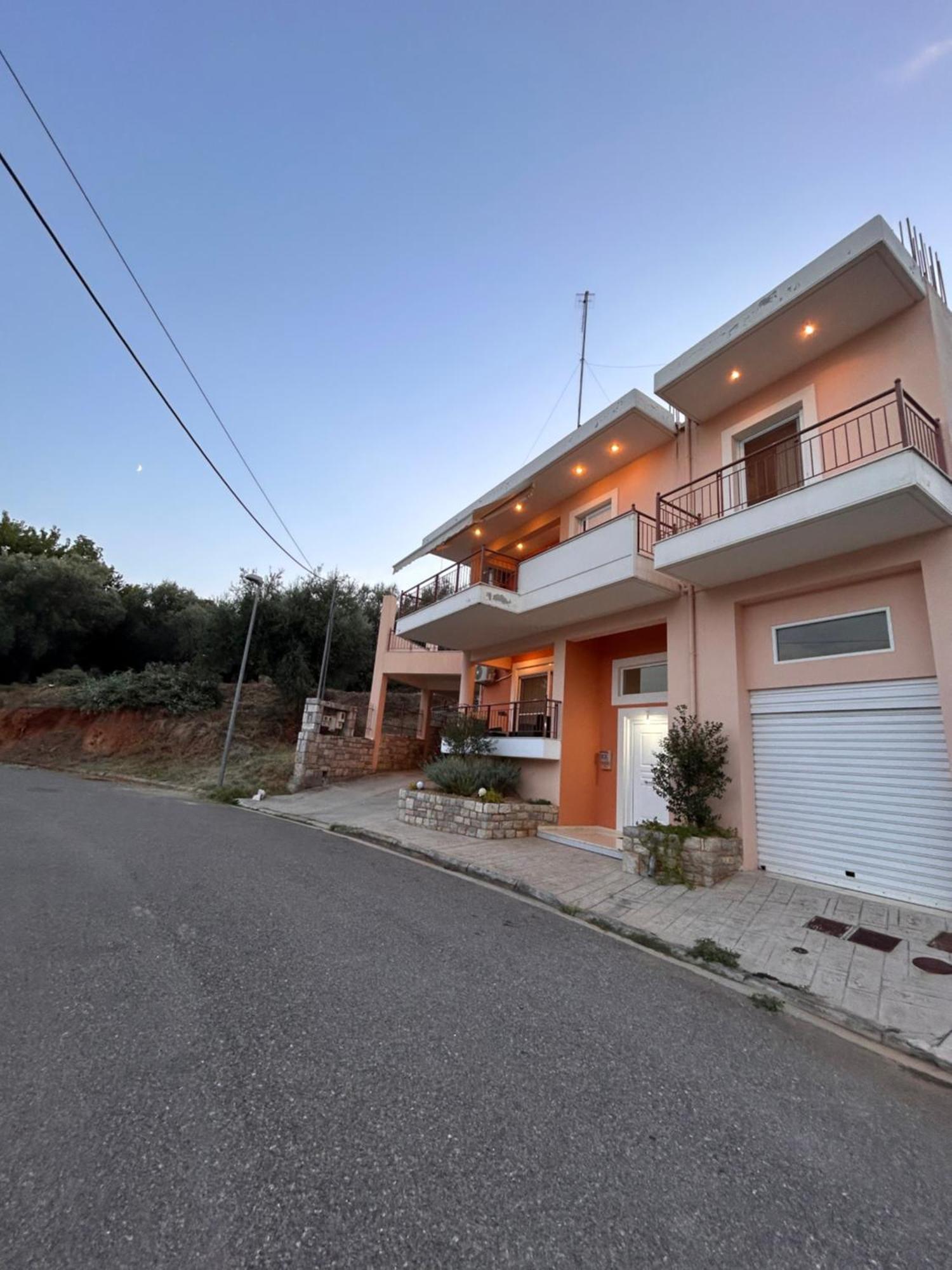 Feel At Home - Kalamata - Near The Center Екстер'єр фото