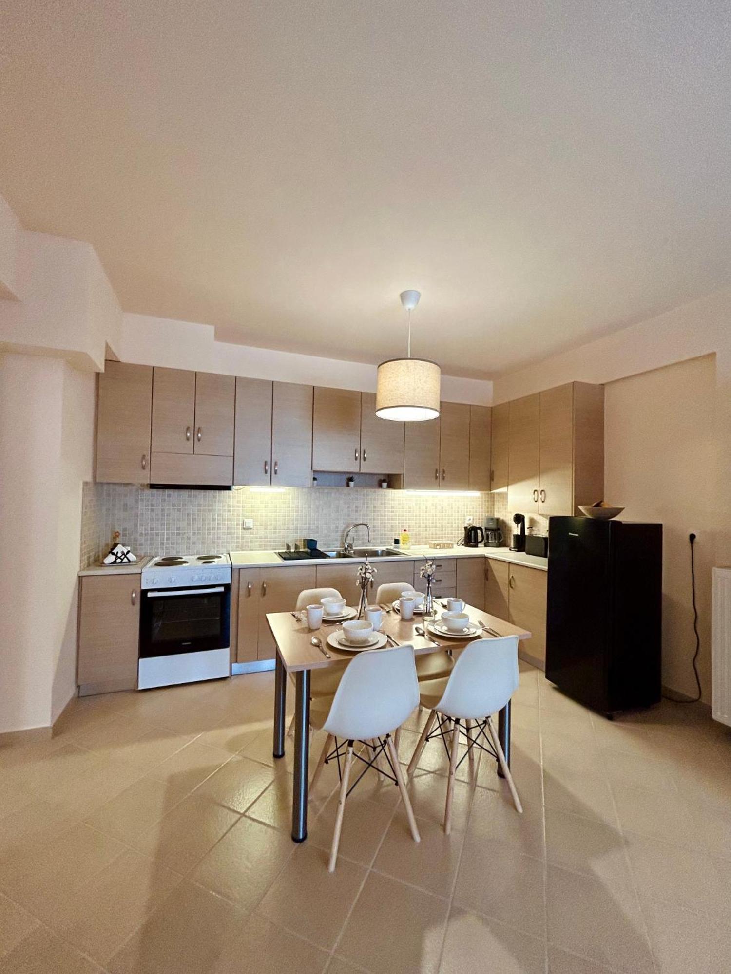 Feel At Home - Kalamata - Near The Center Екстер'єр фото
