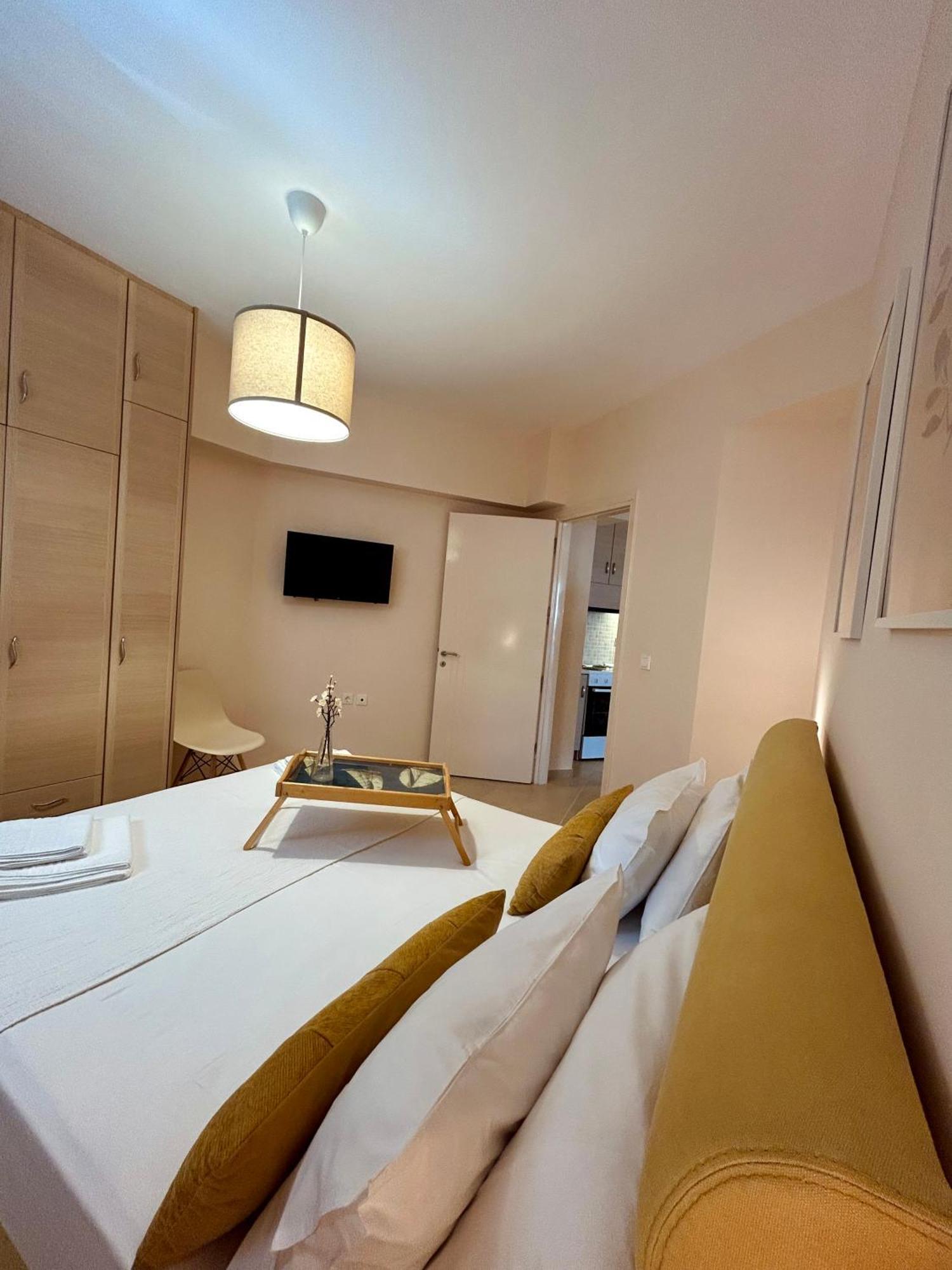 Feel At Home - Kalamata - Near The Center Екстер'єр фото